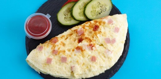 Омлет с ветчиной и сыром