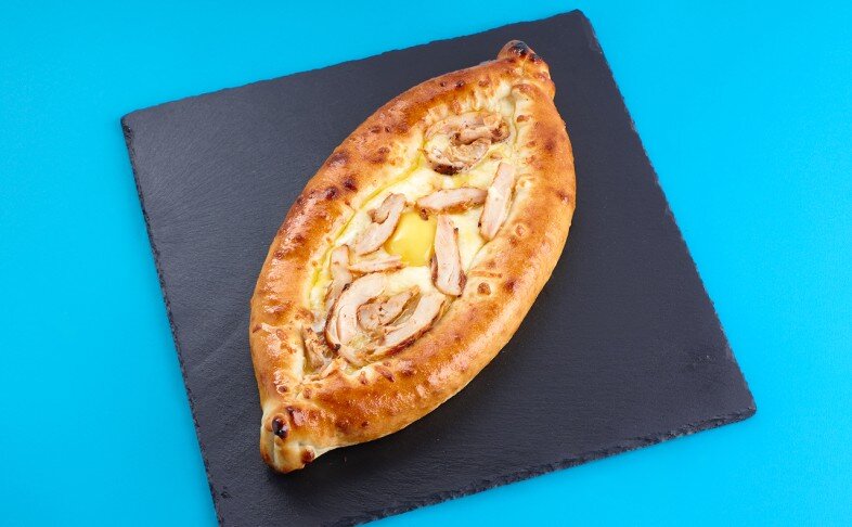 Хачапури по-Аджарски с курицей