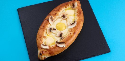 Хачапури по-Аджарски с грибами