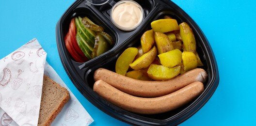 Запеченый картофель с сосисками