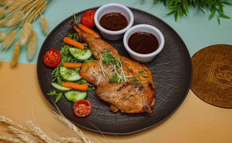 Фазан с огня с соусом хойсин и пад-тай