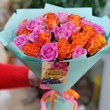 Букет 27 роз Кения (№2). Цвет на момент оформление заказа.