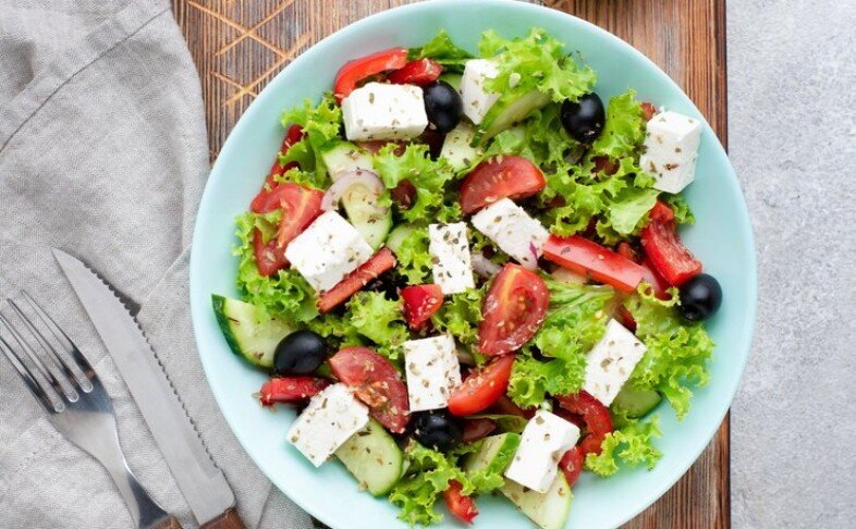 240 Салат "Греческий"