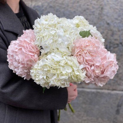 Монобукет из гортензии