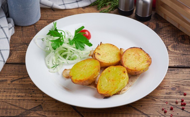 Картофель печеный с салом/курдюком