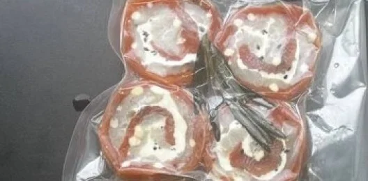 Рулет из минтая и кеты с сыром, кг