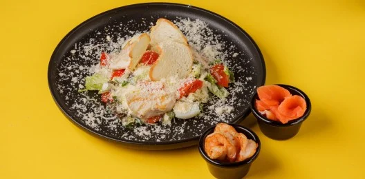 Салат «Цезарь» с курицей