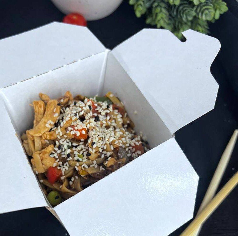 Wok c курицей