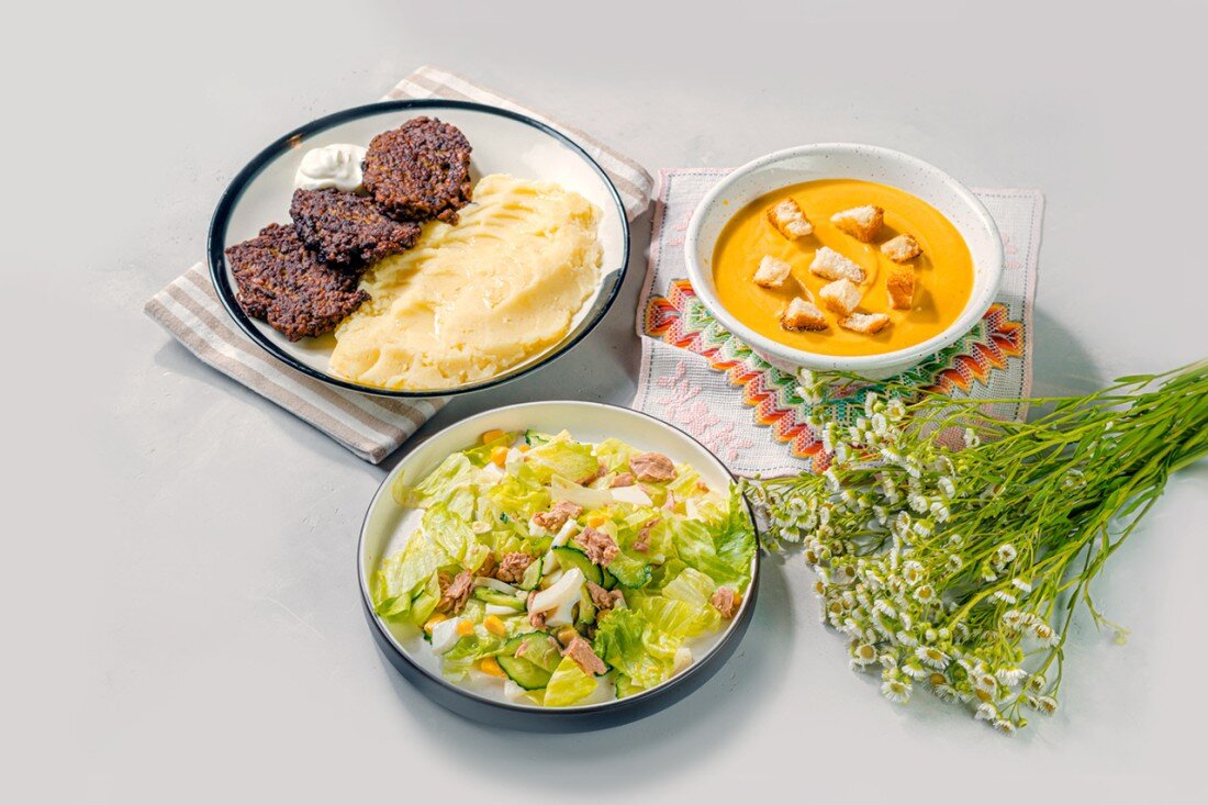 Готовые обеды с доставкой - купить по низкой цене в Монастырской трапезной