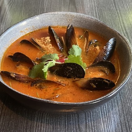 Суп с мидиями в створках