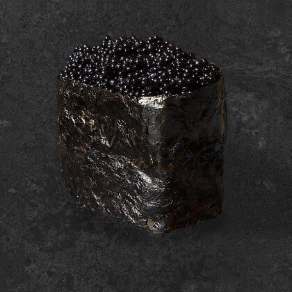 Суши «Тобико» чёрная