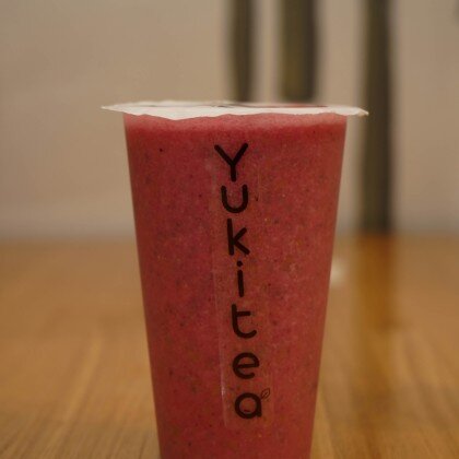 КЛУБНИКА ФЕЙХОА СМУЗИ 500 МЛ