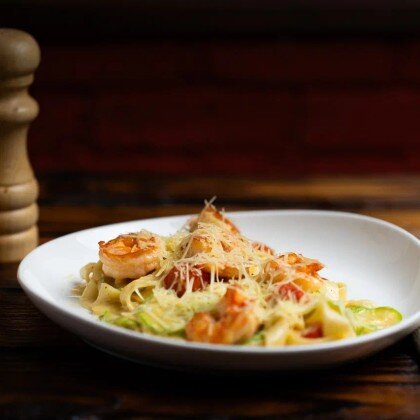 Паста с креветками в сливочном соусе