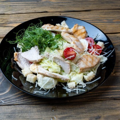 Цезарь с курицей