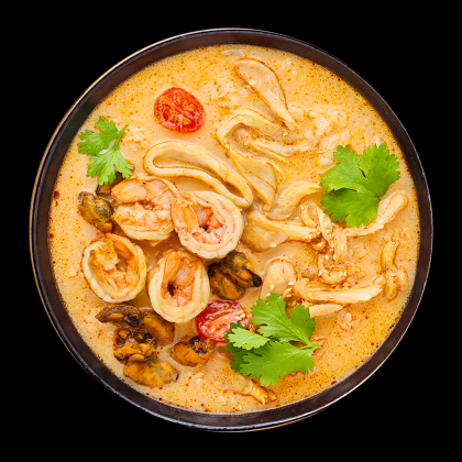 Том ям с морепродуктами