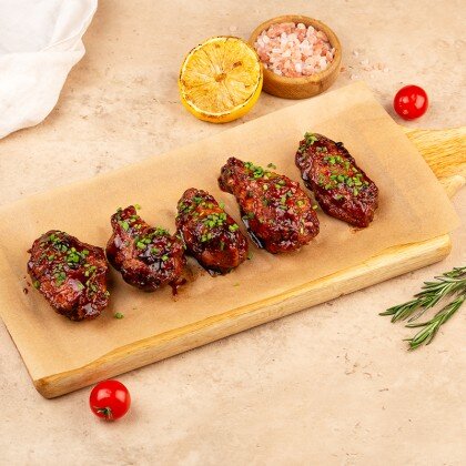 Куриные крылья в остром терияки