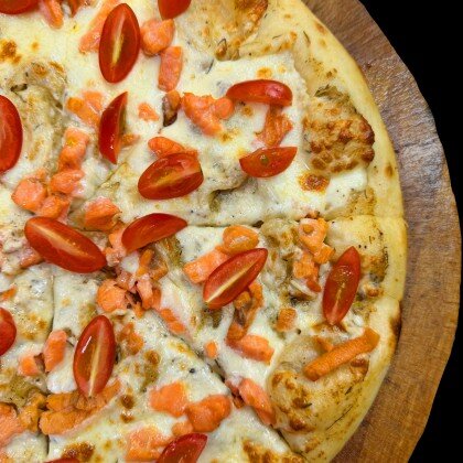 Пицца «Нежный лосось»