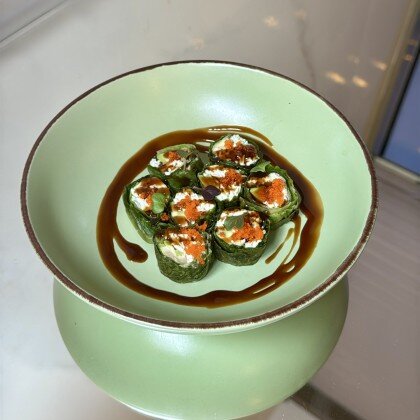 Ролл-салат Калифорния