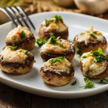 Грибные шляпки с сыром