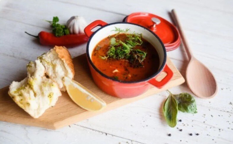 Солянка сборная мясная