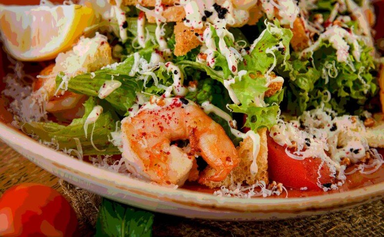 Салат «Цезарь» с тигровыми креветками