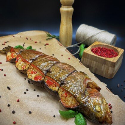 Форель г/к без костей фаршированная рисом с овощами