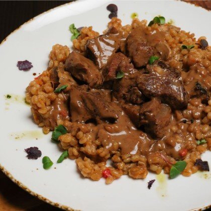 Щечки говяжьи