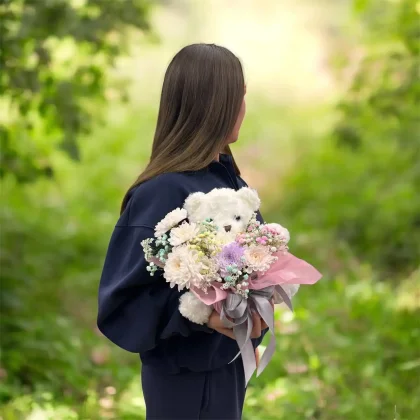 Мишка с цветами