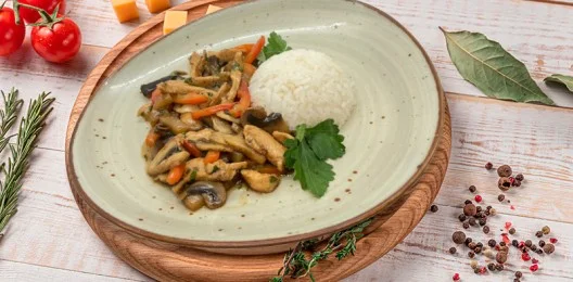 Курица с овощами в соусе терияки, 250 г