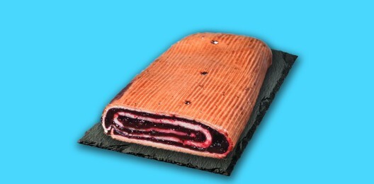 Рулет с вишней