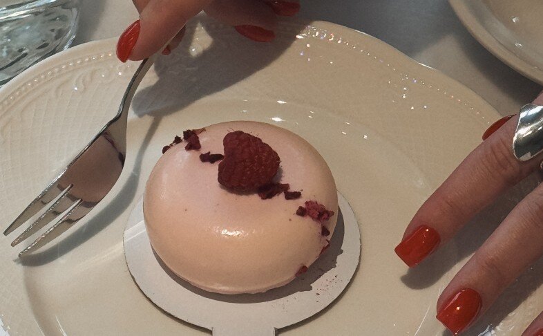 Муссовый десерт малина-белый шоколад