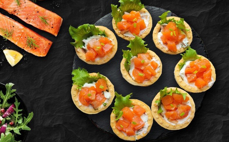 Тарталетки с лососем