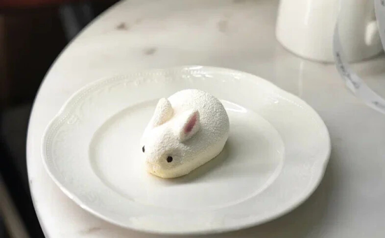 Муссовое пирожное Зайчик