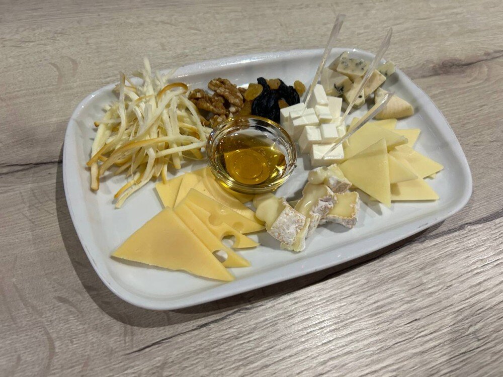 Ассорти из сыров