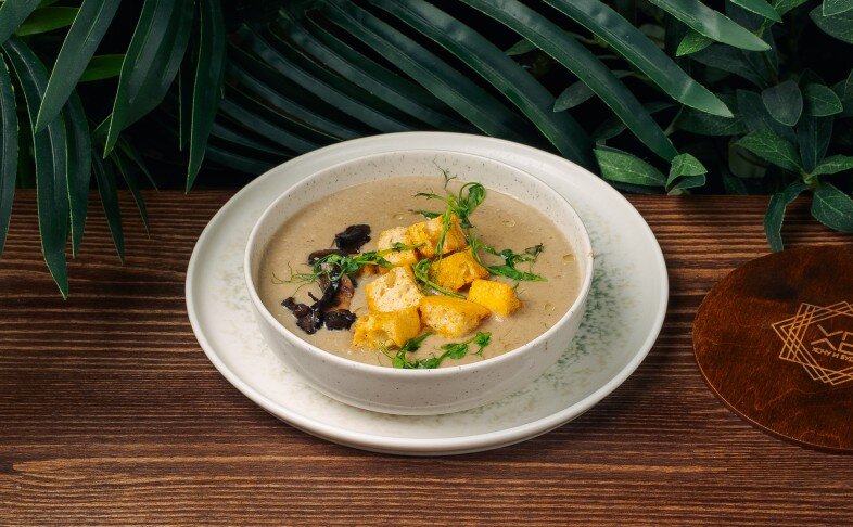 Грибной крем суп с трюфельным маслом