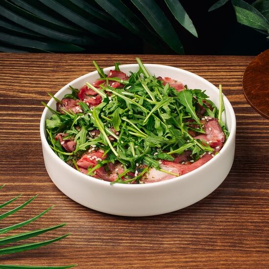 Салат с ростбифом и чимичурри