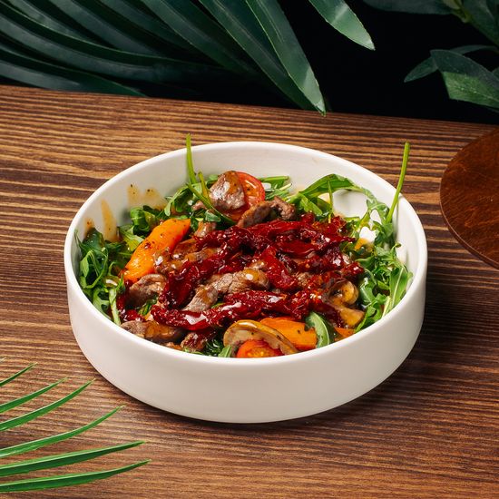 Салат с говядиной