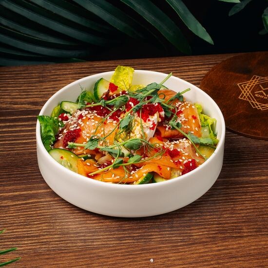 Салат со слабосоленым лососем