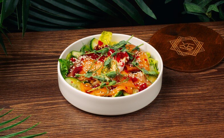 Салат со слабосоленым лососем