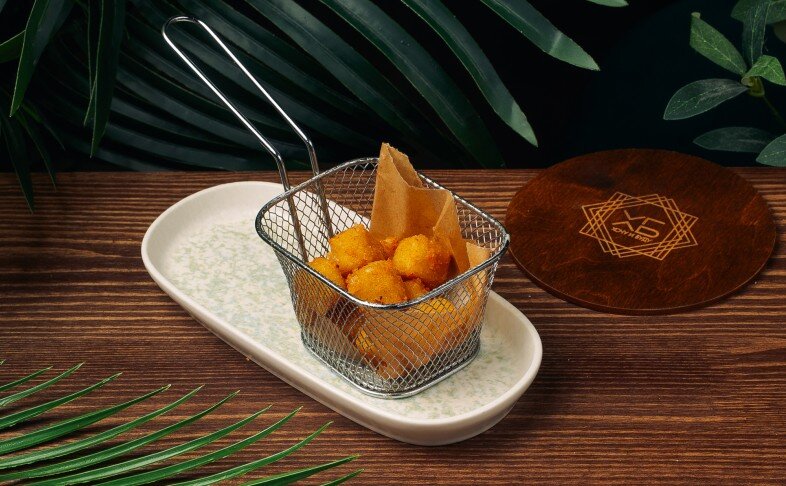 Моцарелла во фритюре