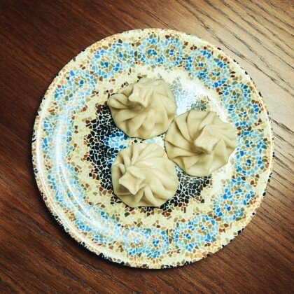 *Хинкали со свининой и зеленью