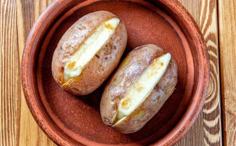 Картофель запеченный с сыром