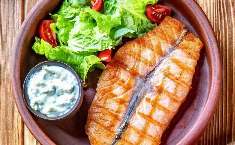 Стейк из красной рыбы