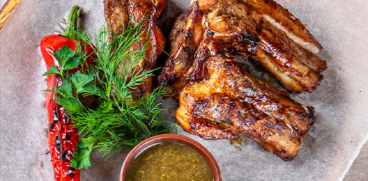 Свиные ребра с овощами гриль