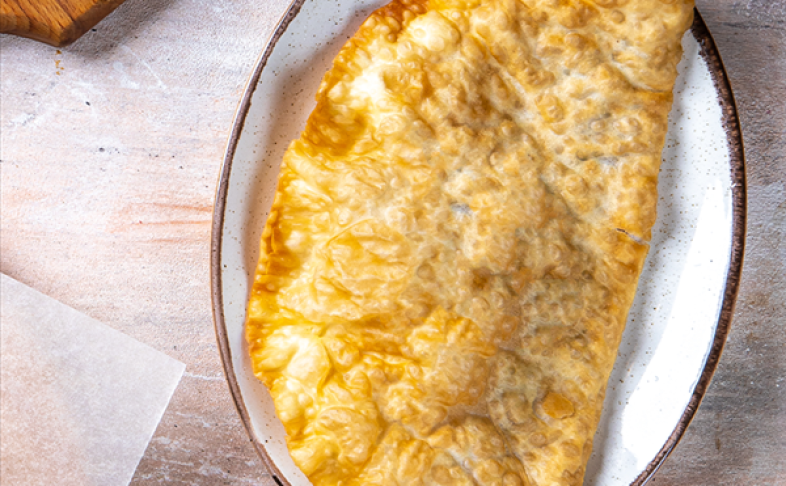 Чебурек с бараниной