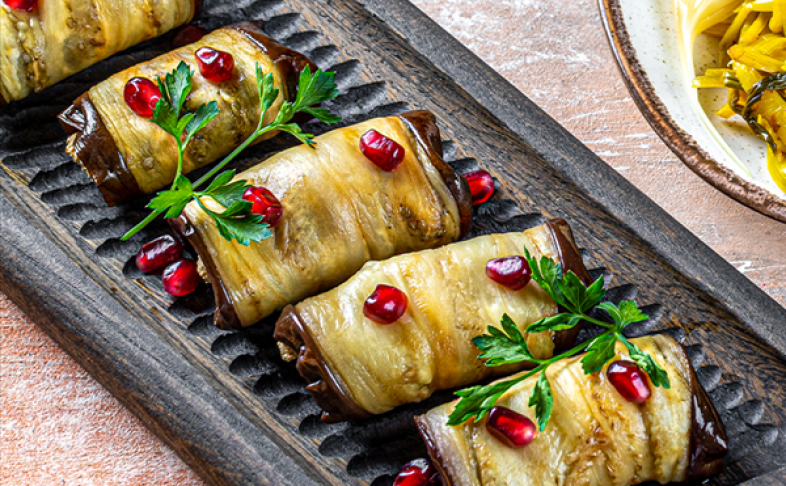 Рулетики из баклажан