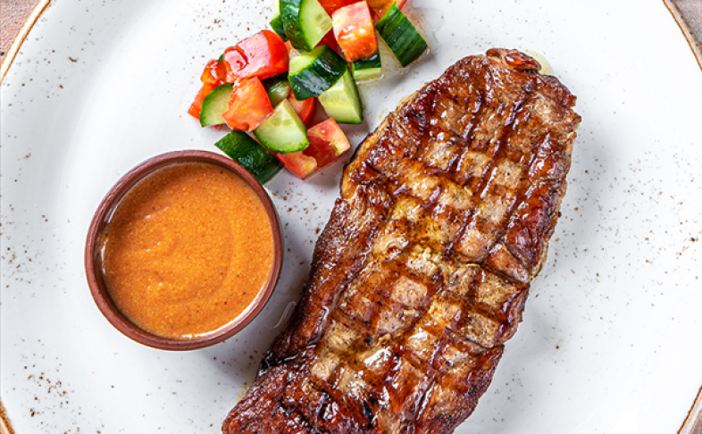 Стейк из свиной шеи