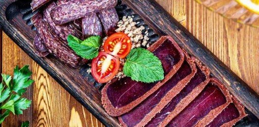 Тарелка грузинских деликатесов