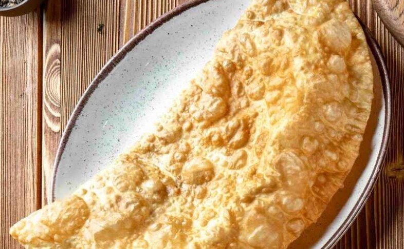 Чебурек с бараниной