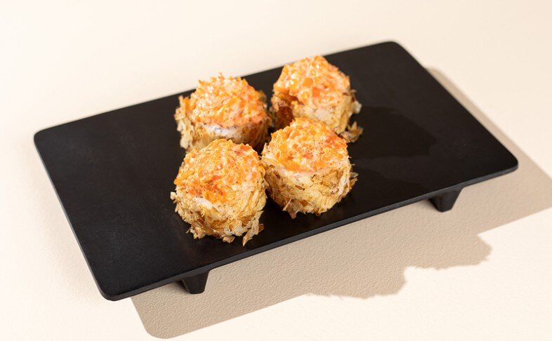 Ролл Яки лотос (4 шт) 140г